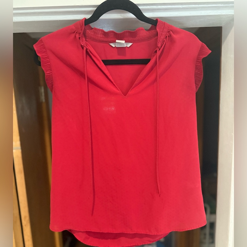 Lovely H&M Red Tie Front Blouse with dotted pattern gorgeous